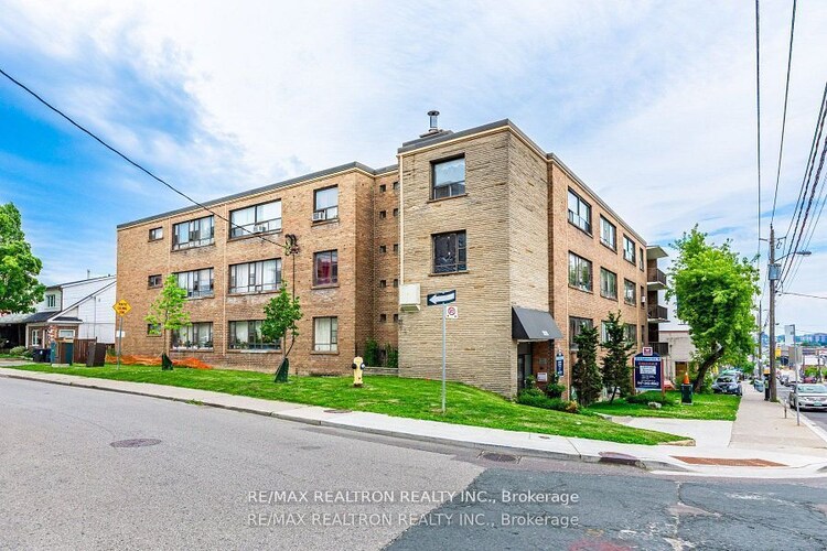 2507 Eglinton Ave W, Toronto, Ontario, Keelesdale-Eglinton West