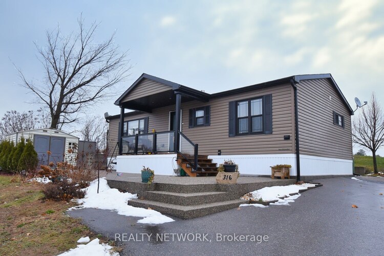 673 Brant-Waterloo Rd, North Dumfries, Ontario, 