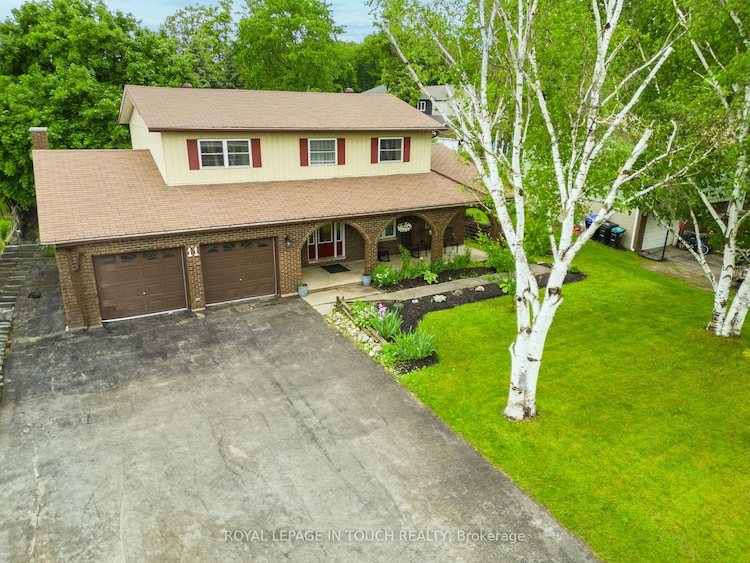 11 Hill Top Dr, Penetanguishene, Ontario, Penetanguishene