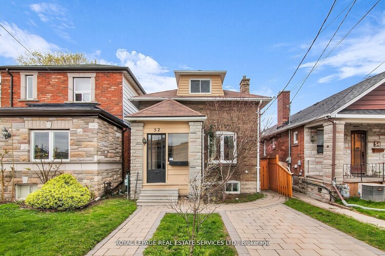 52 Bicknell Ave, Toronto, Ontario, Keelesdale-Eglinton West