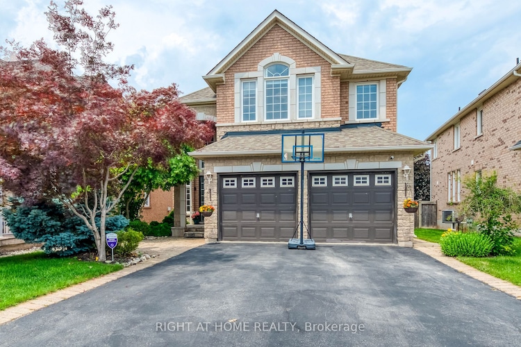 2471 Hertfordshire Way, Oakville, Ontario, Iroquois Ridge North