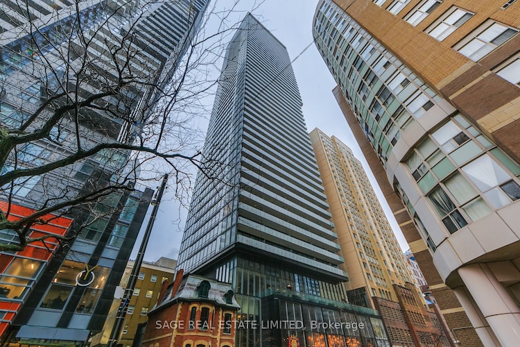 15 Grenville St, Toronto, Ontario, Bay Street Corridor