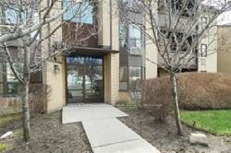 3835 Lake Shore Blvd W, Toronto, Ontario, Long Branch
