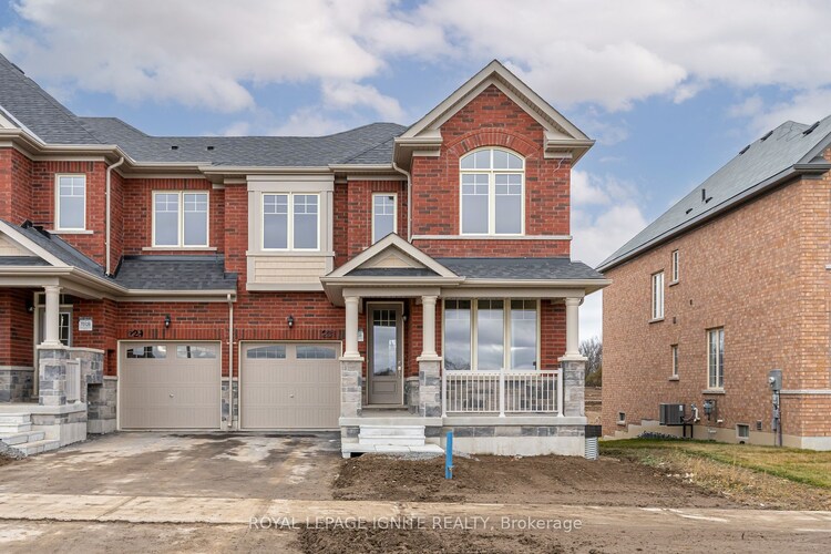 231 Jim Mortsons Dr, East Gwillimbury, Ontario, Queensville