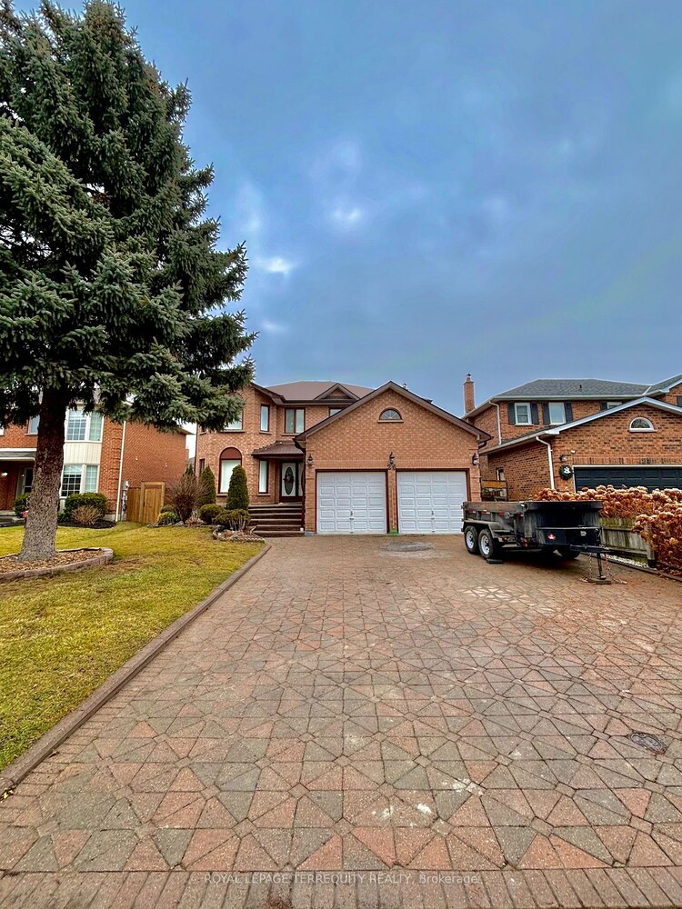 26 Intrepid Dr, Whitby, Ontario, Blue Grass Meadows