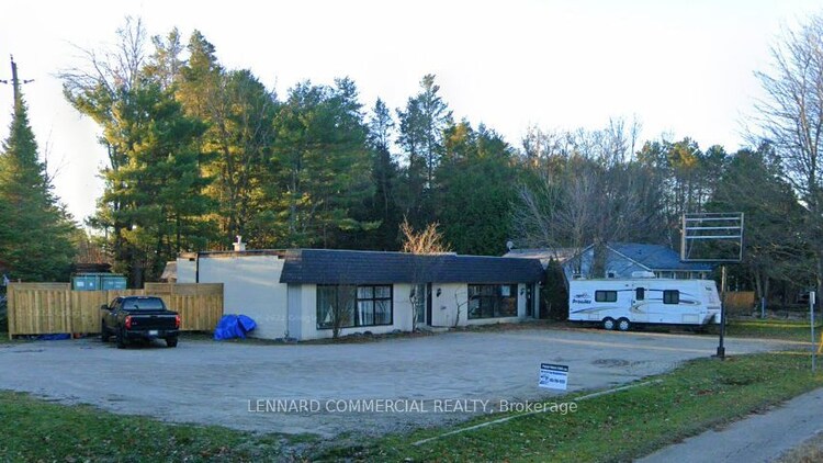 310 Taylor Rd, Bracebridge, Ontario, Macaulay