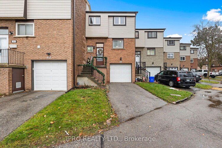 1945 Denmar Rd, Pickering, Ontario, Village East