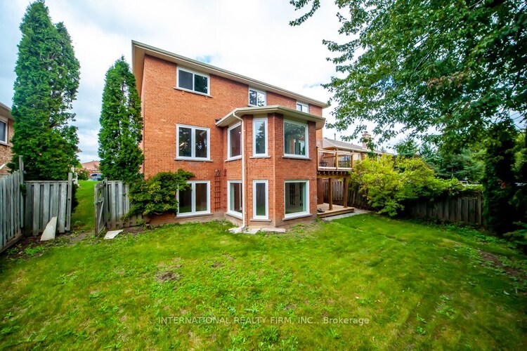 11 Coates Cres, Richmond Hill, Ontario, Oak Ridges Lake Wilcox