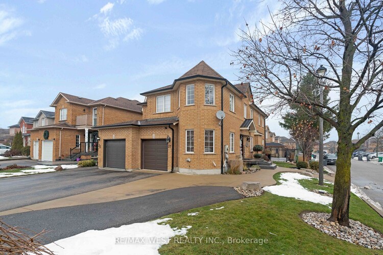 27 Coolspring Cres, Caledon, Ontario, Bolton East