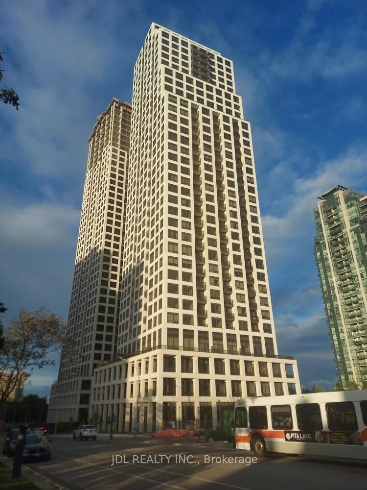 30 Elm Dr W, Mississauga, Ontario, City Centre