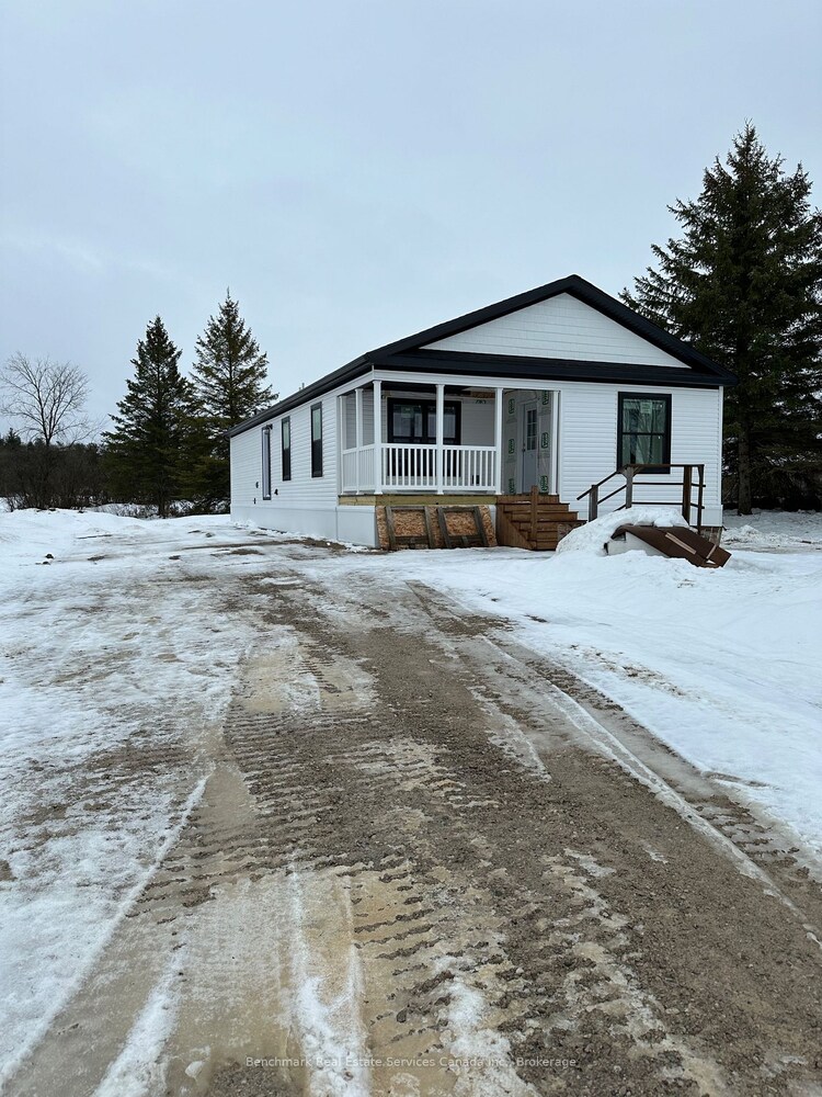 212 SPRUCE Dr, West Grey, Ontario, Rural West Grey