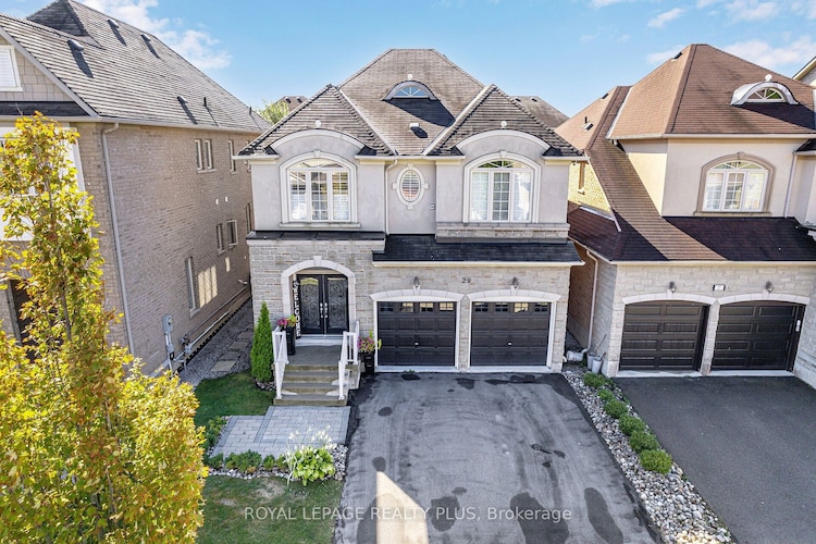 29 Township Ave, Richmond Hill, Ontario, Jefferson