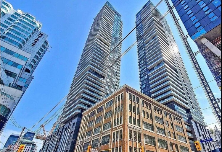 125 Blue Jays Way, Toronto, Ontario, Bay Street Corridor