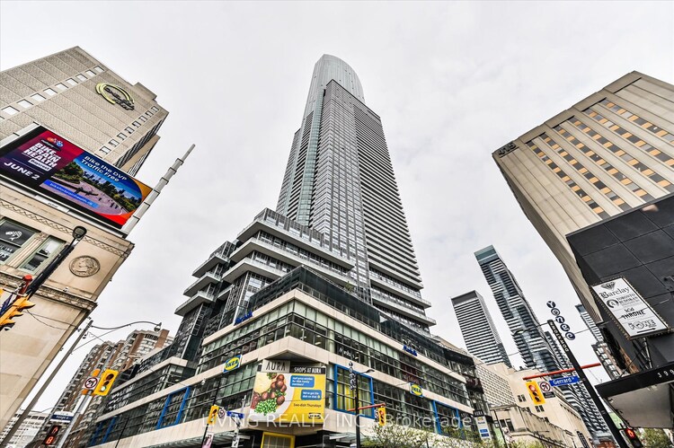 386 Yonge St, Toronto, Ontario, Bay Street Corridor