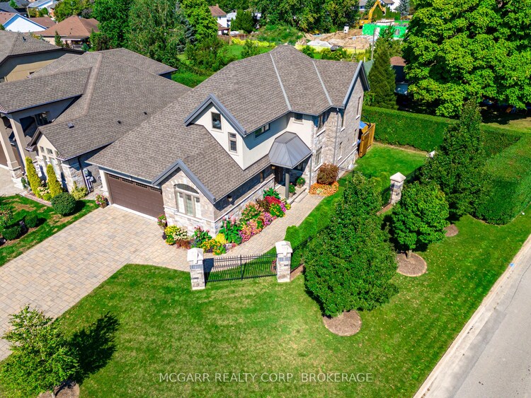 1 Tuscany Crt N, St. Catharines, Ontario, 