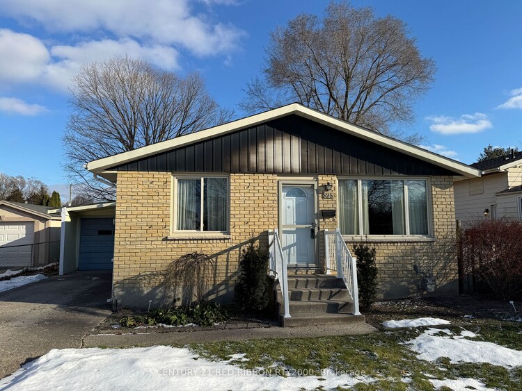 525 Dewan St, Strathroy-Caradoc, Ontario, NW