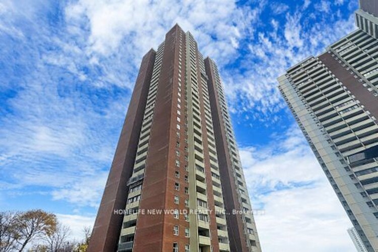 3 Massey Sq, Toronto, Ontario, Crescent Town