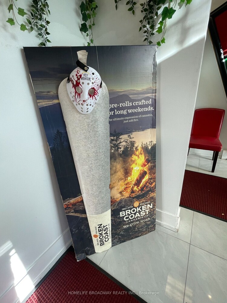 2348 Lake Shore Blvd W, Toronto, Ontario, Mimico