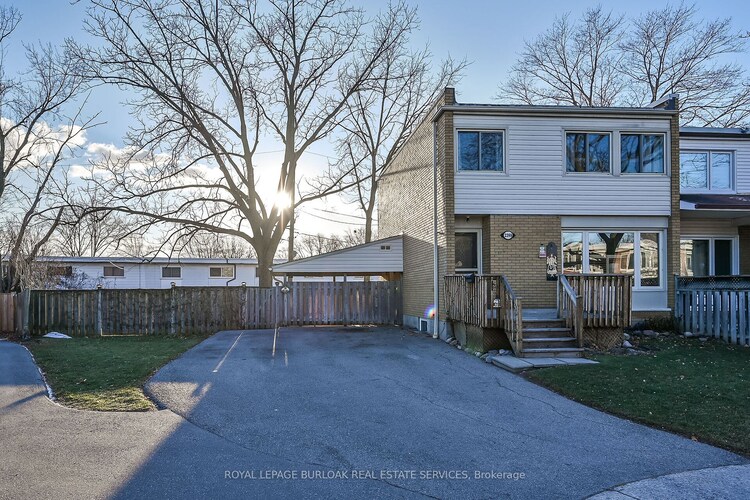 2398 Maryvale Crt, Burlington, Ontario, Mountainside