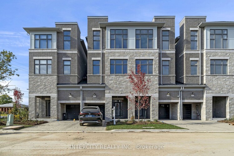 4 Tarmola Park Crt, Toronto, Ontario, Humber Summit