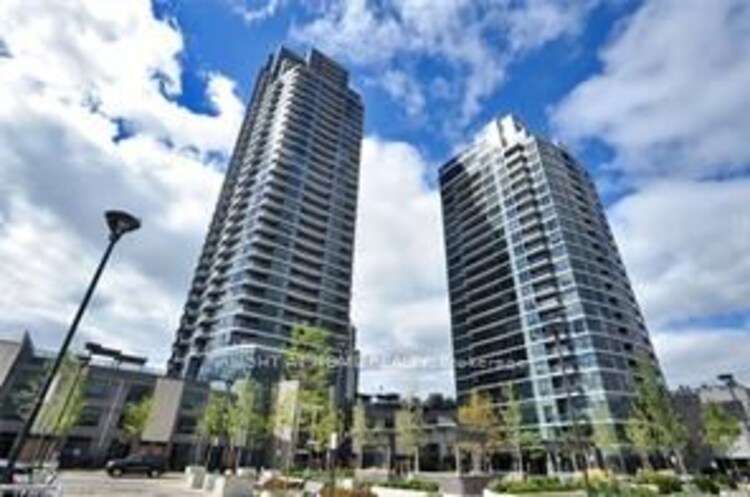 1 VALHALLA INN Rd, Toronto, Ontario, Islington-City Centre West