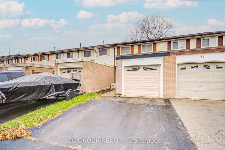 40 Onslow Crt, Oakville, Ontario, College Park