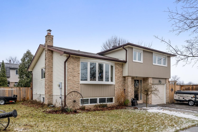 11 Wright Ave, Halton Hills, Ontario, Acton