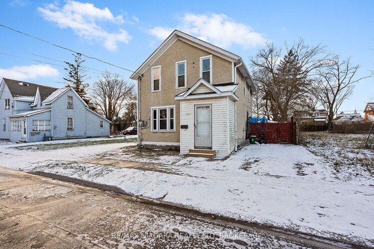 698 King St, Port Colborne, Ontario, 