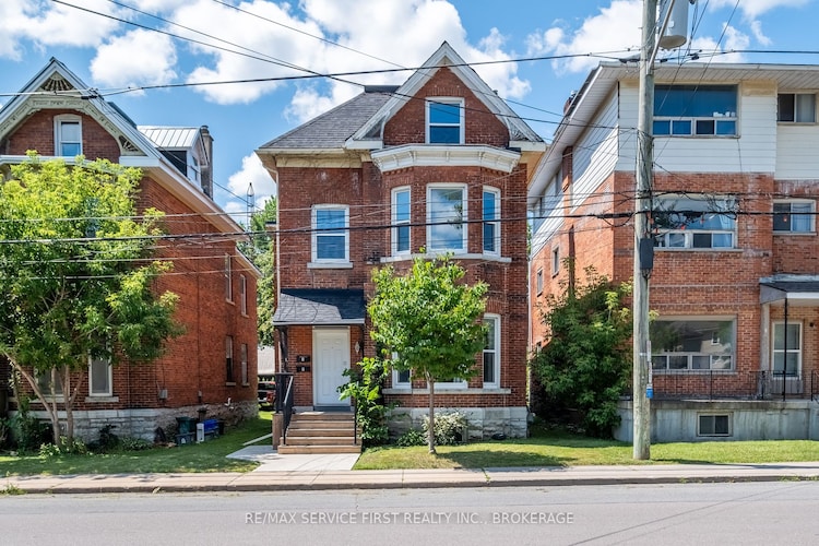 392 Alfred St, Kingston, Ontario, East of Sir John A. Blvd