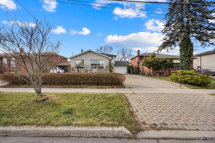 32 Archway Cres, Toronto, Ontario, Humbermede