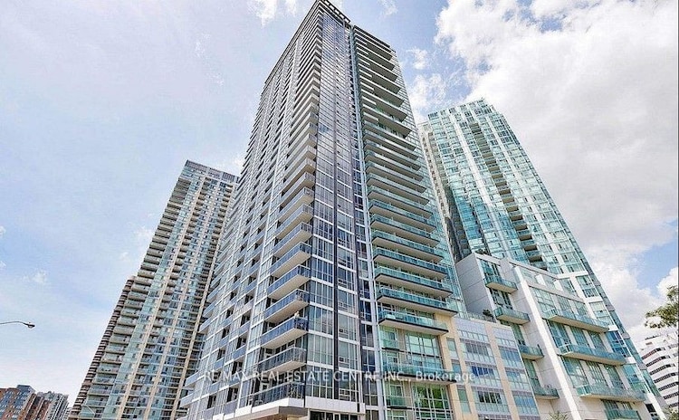 223 Webb Dr, Mississauga, Ontario, City Centre