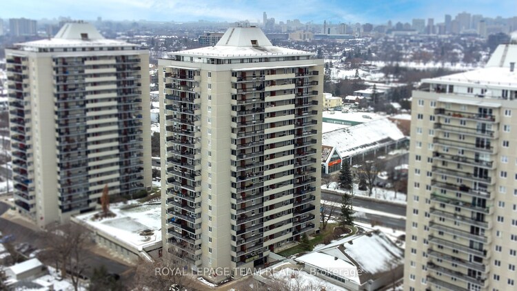 158B Mcarthur Ave, Vanier and Kingsview Park, Ontario, 3404 - Vanier