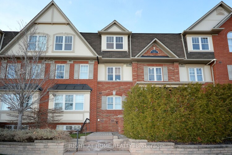 633 Dundas St W, Mississauga, Ontario, Cooksville