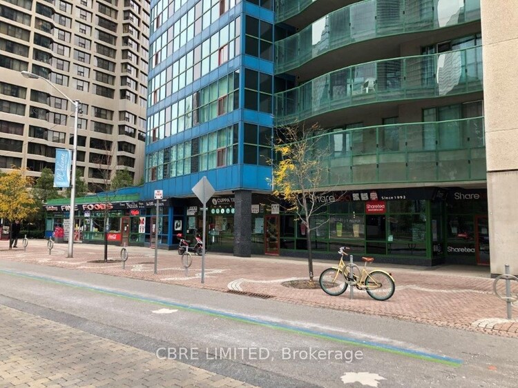 109 Queens Quay W, Toronto, Ontario, Bay Street Corridor