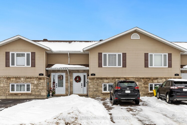 3 William Thomas Dr, Petawawa, Ontario, 520 - Petawawa