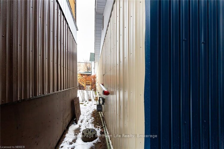 115 KING St W, North Bay, Ontario, Central