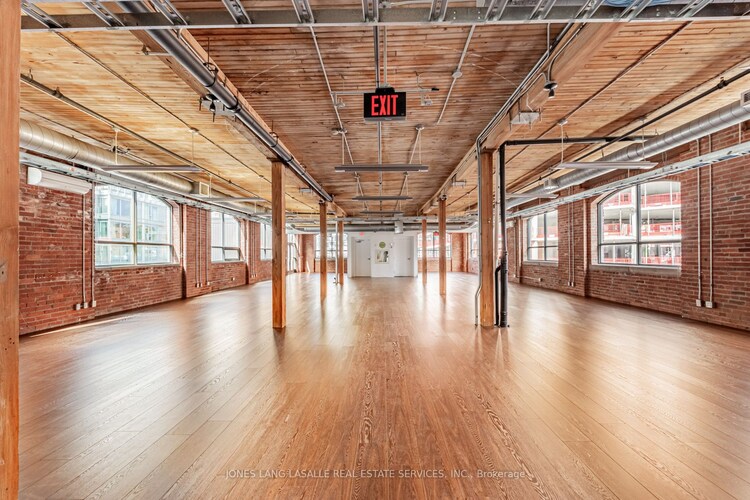 488 Wellington St W, Toronto, Ontario, Waterfront Communities C1