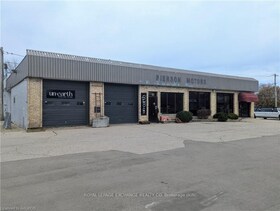 856 QUEEN St, Bruce, Ontario , MLS #X11898841 , Image - 1