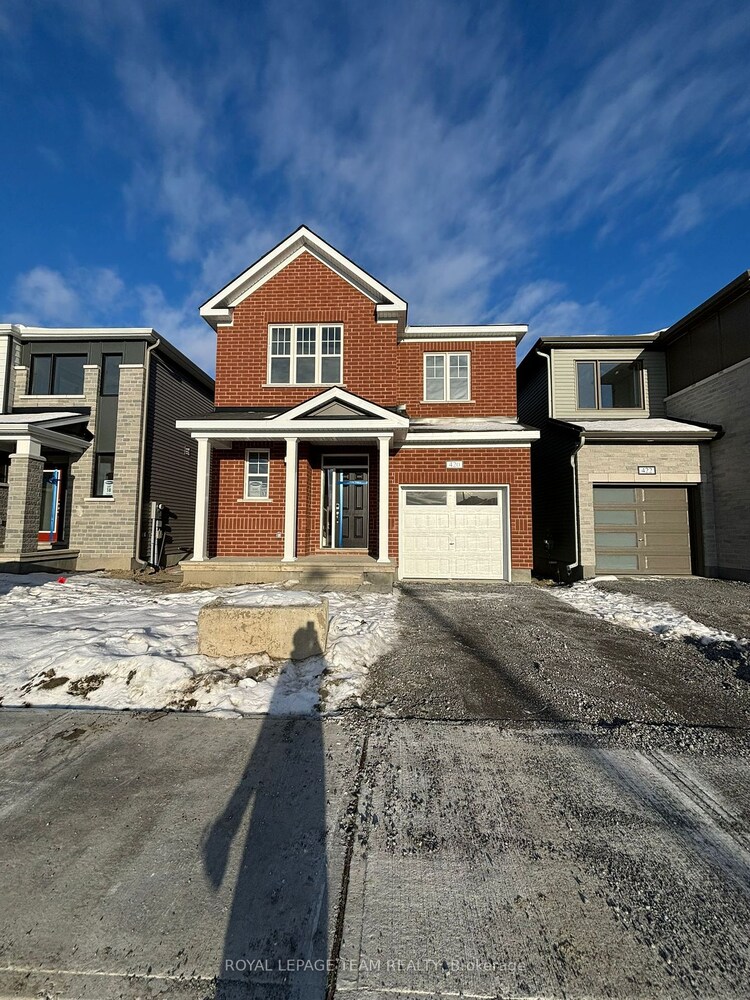 420 Meynell St, Stittsville - Munster - Richmond, Ontario, 8209 - Goulbourn Twp From Franktown Rd/South To Rideau