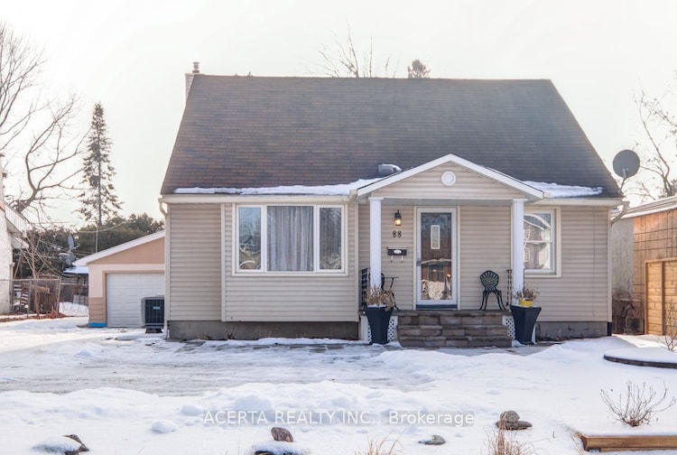 88 MEADOWLANDS Dr W, Meadowlands - Crestview and Area, Ontario, 7301 - Meadowlands/St. Claire Gardens