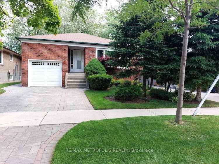 239 Chine Dr, Toronto, Ontario, Cliffcrest