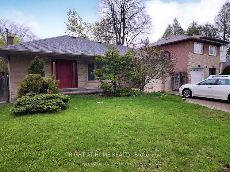 12 caines Ave, Toronto, Ontario, Newtonbrook West