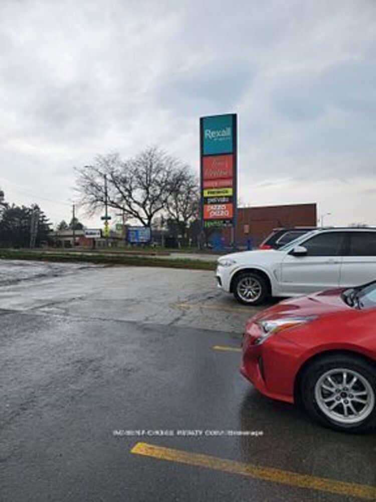 2201 Brant St, Burlington, Ontario, Brant Hills