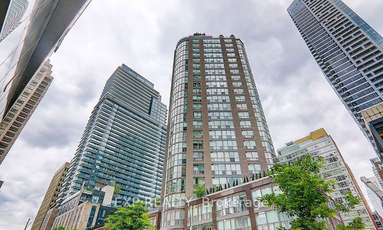 24 Wellesley St W, Toronto, Ontario, Bay Street Corridor