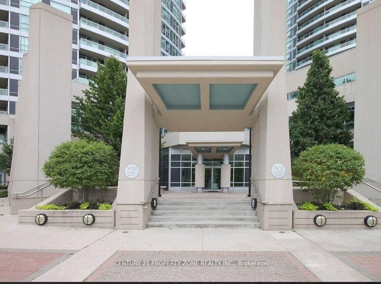 33 Elm Dr, Mississauga, Ontario, City Centre