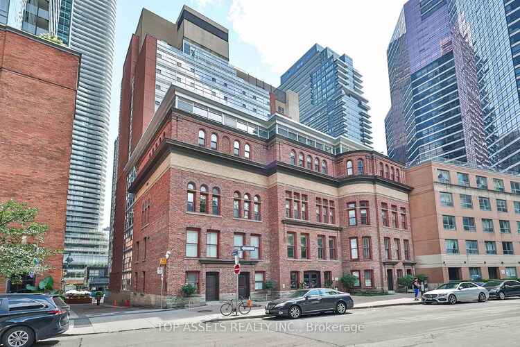 11 St Joseph St, Toronto, Ontario, Bay Street Corridor