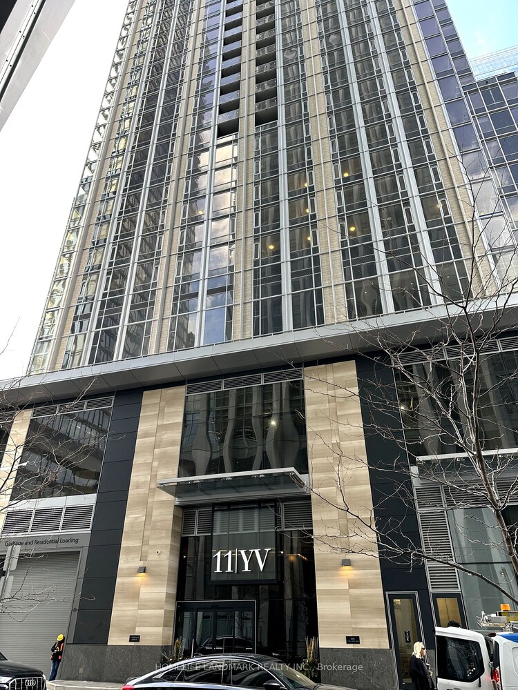 11 Yorkville Ave, Toronto, Ontario, Annex