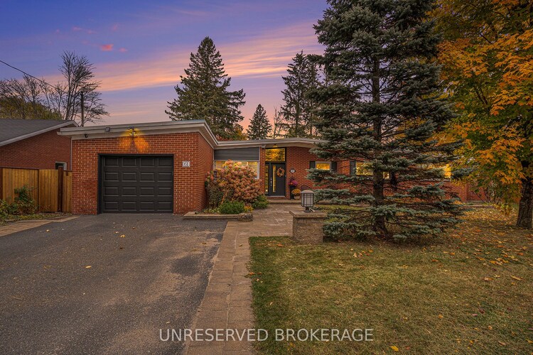 61 PROMENADE Ave, Country Place - Pineglen - Crestview and Area, Ontario, 7402 - Pineglen/Country Place