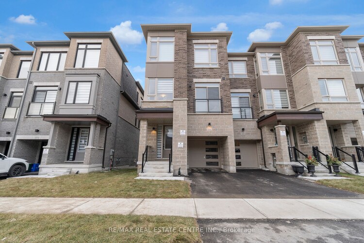 211 Tennant Circ, Vaughan, Ontario, Vellore Village