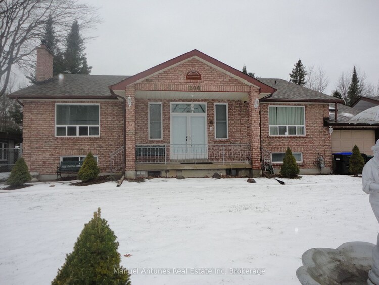 200 Leslie St, Wasaga Beach, Ontario, Wasaga Beach